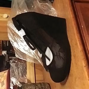 Ankle strap platform shoes